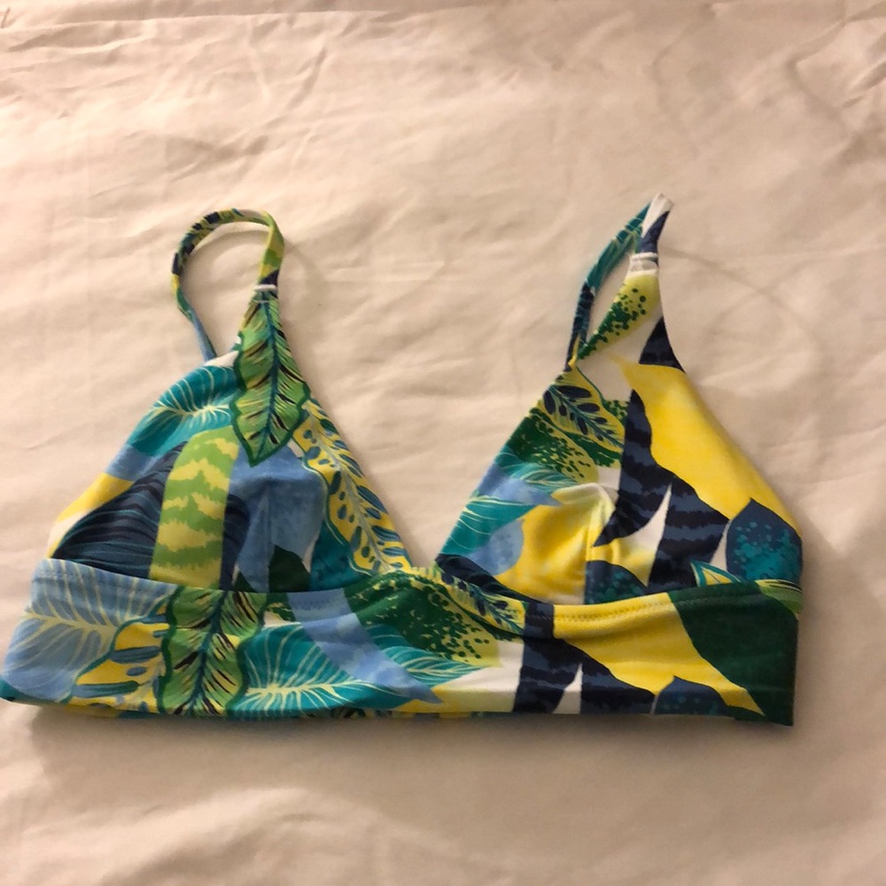 Cute top great for the beach